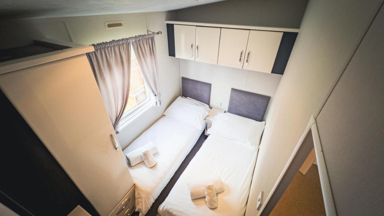 Angie'S Haven, Superb 2 Bedroom Lodge With Hot Tub - Sleeps 6 - Felmoor Park Морпет Екстер'єр фото